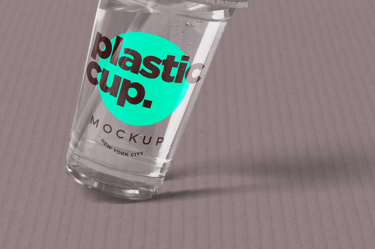 Cup plastik dengan sablon logo berkualitas